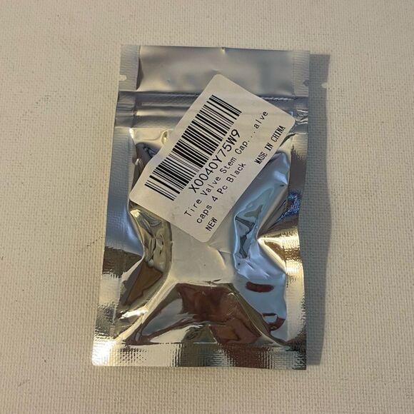 Lexus logo valve Stem caps in Black set of 4. NWT - Picture 4 of 4